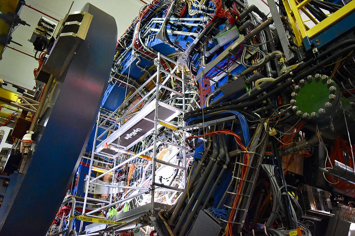 The large cylindrical STAR detector at the Relativistic Heavy Ion Collider.