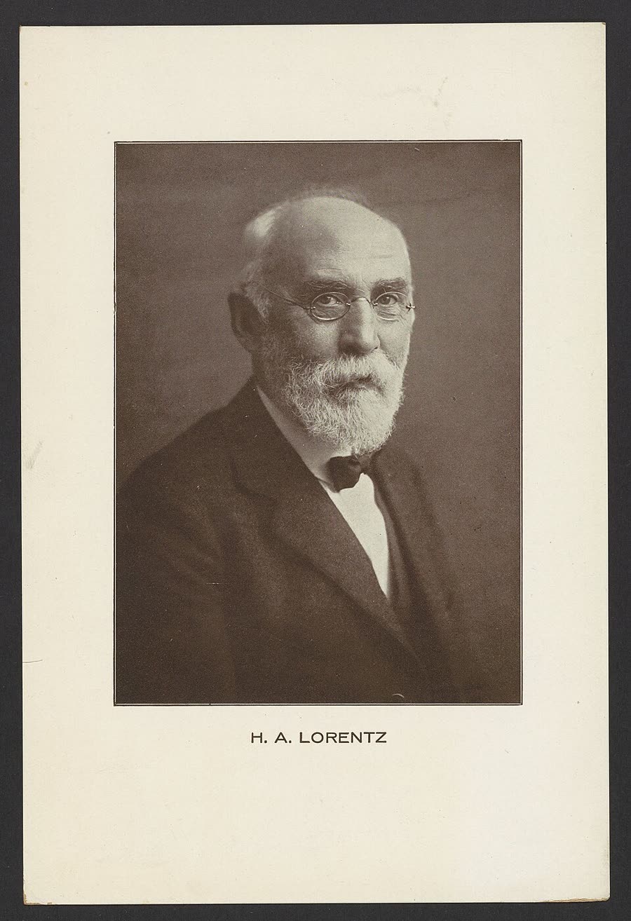 Photographic portrait of Hendrik Antoon Lorentz, seated, with a full moustache.